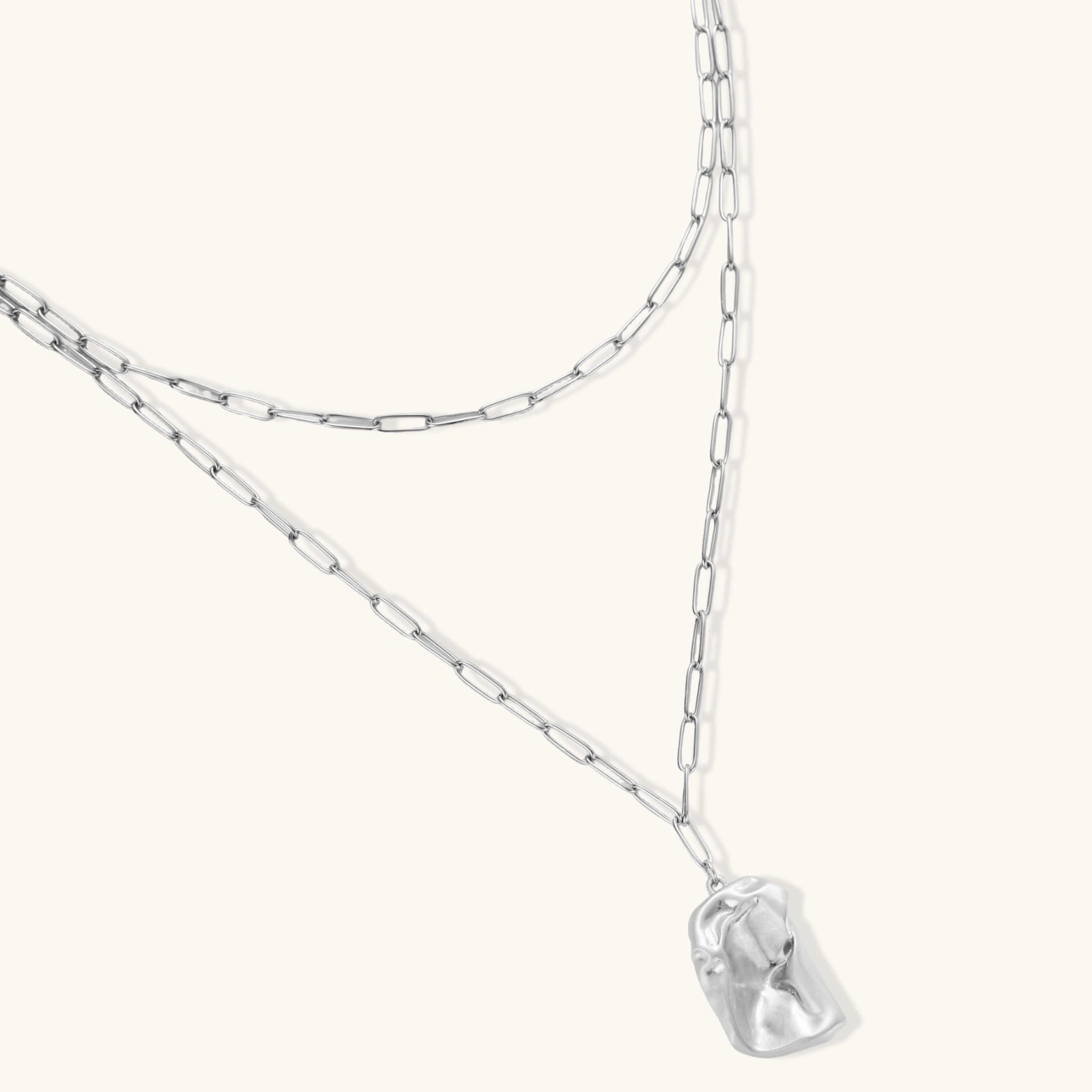 Parure Métal Liquide — Collier & boucles texturées