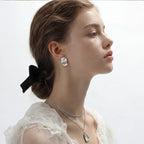 Parure Métal Liquide — Collier & boucles texturées