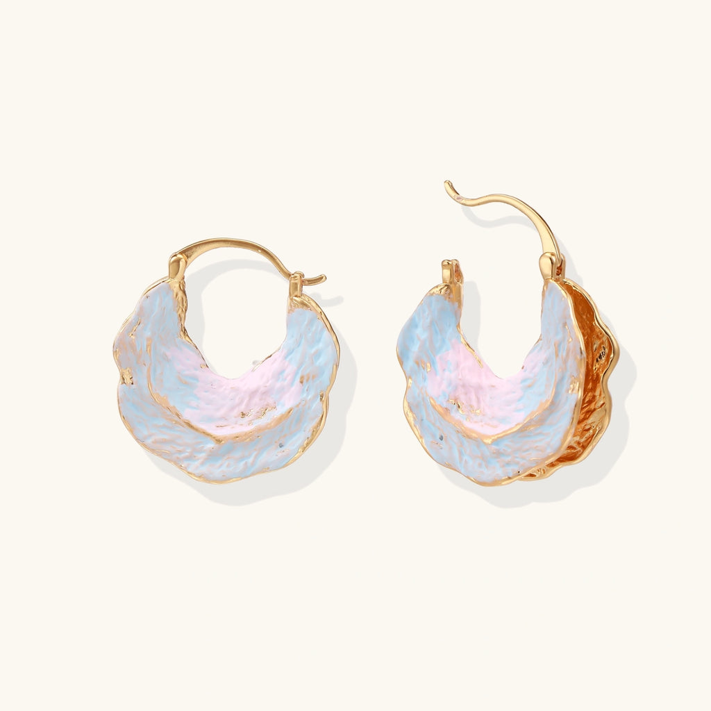 Créoles Coquillage Irisé - détail | Les Joyaux de Sophie