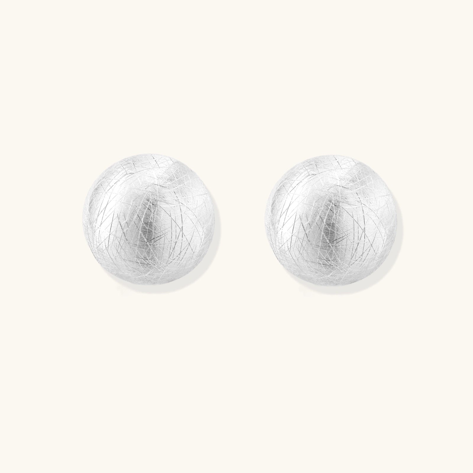Boucles Dôme Argent Brossé - vue de face | Les Joyaux de Sophie
