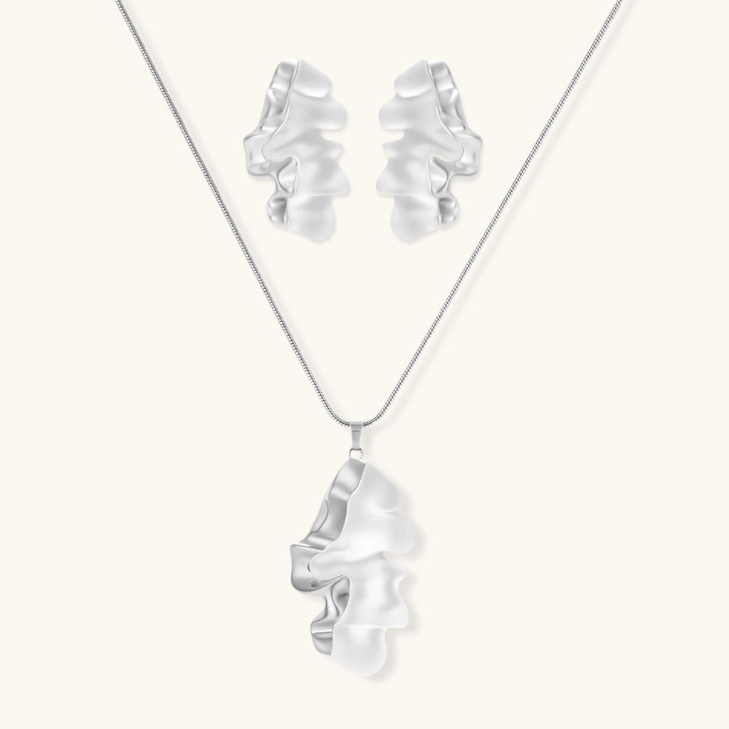 Parure Vague Fluide - détail du collier | Les Joyaux de Sophie