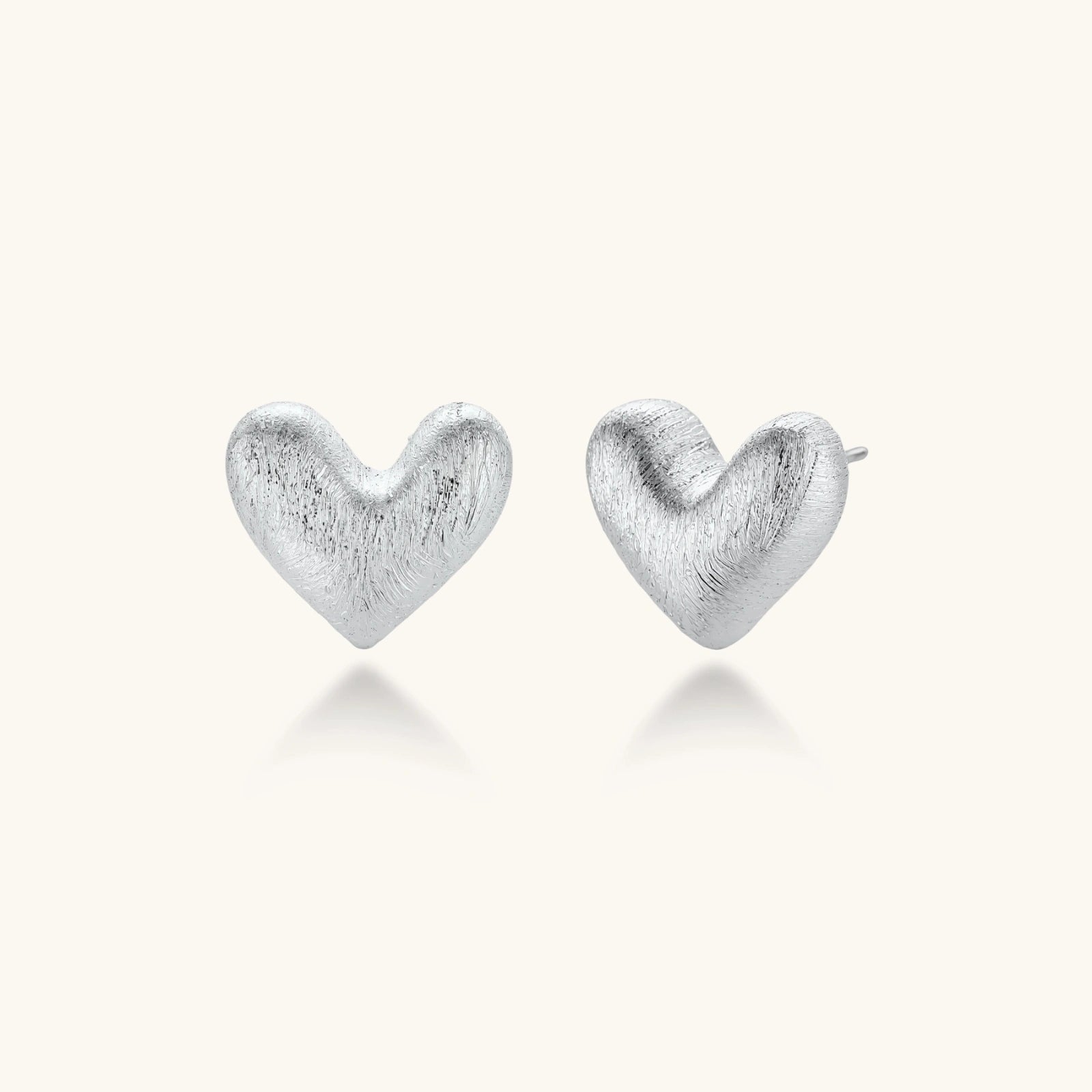 Boucles d'Oreilles Cœur Bombé — Puces Plaqué Or 18 Carats - Boucles d'oreilles - Les Joyaux de Sophie