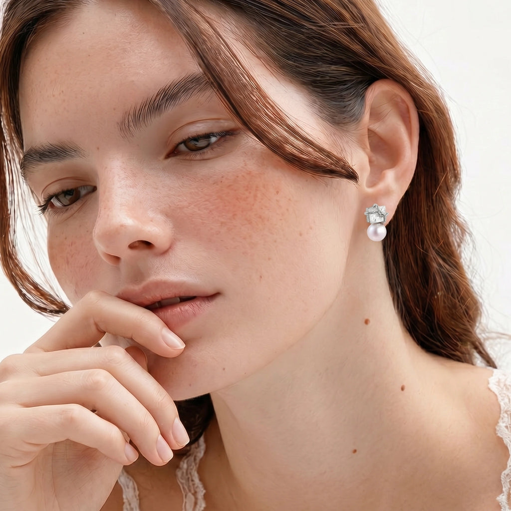 Boucles Perle Stardust - portées à l'oreille | Les Joyaux de Sophie